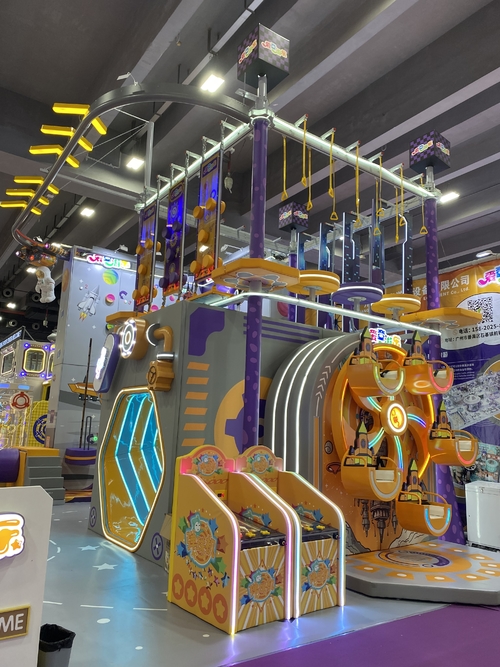 Customers from all over attended our company's exhibition